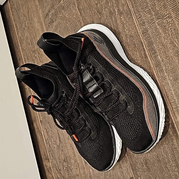 Under Armor Curry Beautiful Flow 8 Basketball Shoes sz 7 - Picture 3 of 12